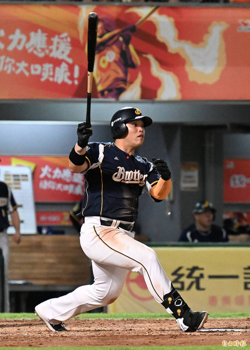 台灣新聞通訊社-台灣大賽》平野神調度！陳子豪致勝轟 兄弟聽牌隊史第10冠