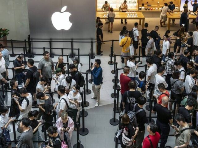 台灣新聞通訊社-口嫌體正直？中國瘋搶iPhone 16  首3週在中銷量激增20％