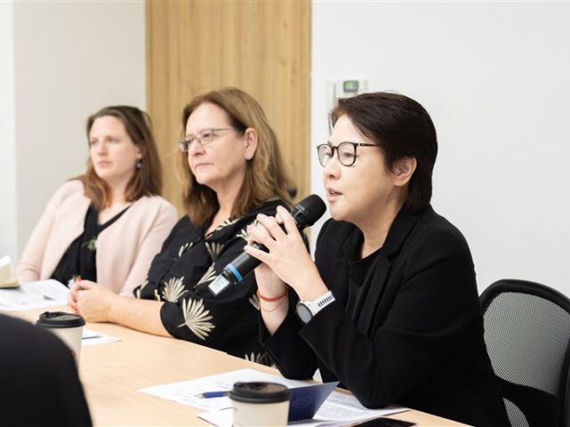 台灣新聞通訊社-荷蘭國會跨黨派訪團來台！與黃珊珊會面1hrs　民眾黨：感謝通過挺台動議