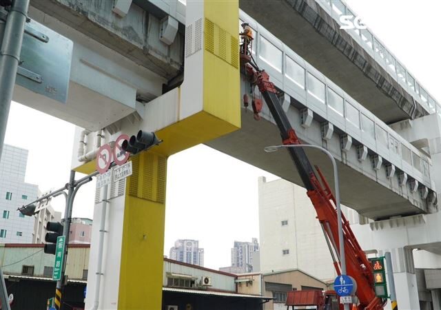 台灣新聞通訊社-簡舒培揪環狀線合約疑點「遇天災中工竟免責」　怒轟：柯文哲都在簽怪約