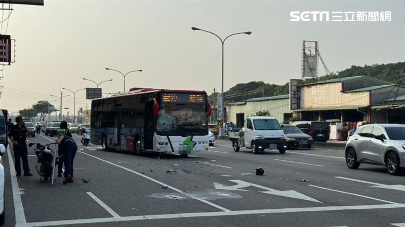 台灣新聞通訊社-台中孝子硬闖逆向撞公車「顱內出血亡」　倒楣司機驚嚇臉發白未交保