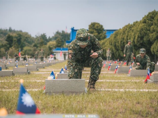 台灣新聞通訊社-長榮馬拉松總統府前開跑　曹純玉半程馬拉松女子組6連霸