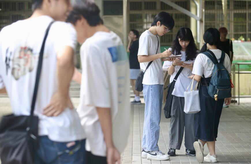 台灣新聞通訊社-只剩不得反質詢合憲 翁曉玲：這批大法官都是保皇派