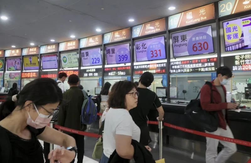 台灣新聞通訊社-大客車駕駛缺工逾萬人 交通部年補貼客運運價7.3億元