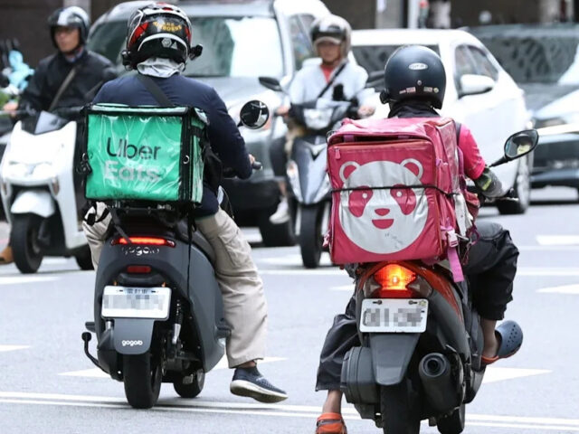 台灣新聞通訊社-外送平台運費修法惹議 交部30日再邀5方開會