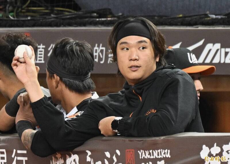 台灣新聞通訊社-中職》行使旅外FA、入圍MVP 古林睿煬頒獎前有些緊張