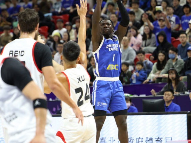 台灣新聞通訊社-亞洲盃男籃》台灣大勝香港30分 阿巴西：本來覺得可以贏更多