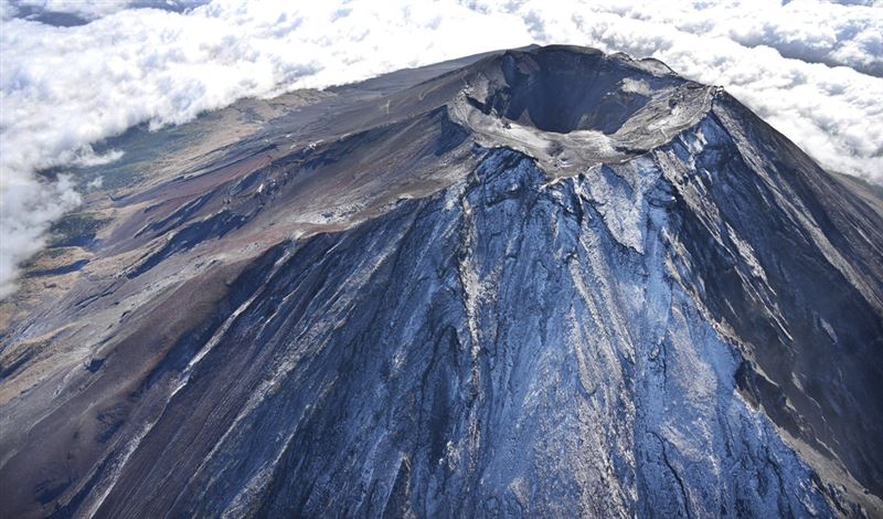 台灣新聞通訊社-日本富士山「初冠雪」　創下1894年以來最晚紀錄