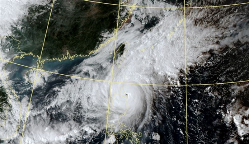 台灣新聞通訊社-「銀杏」升級今年第5個強颱！氣象署曝最新路徑　2地區入夜炸雨彈