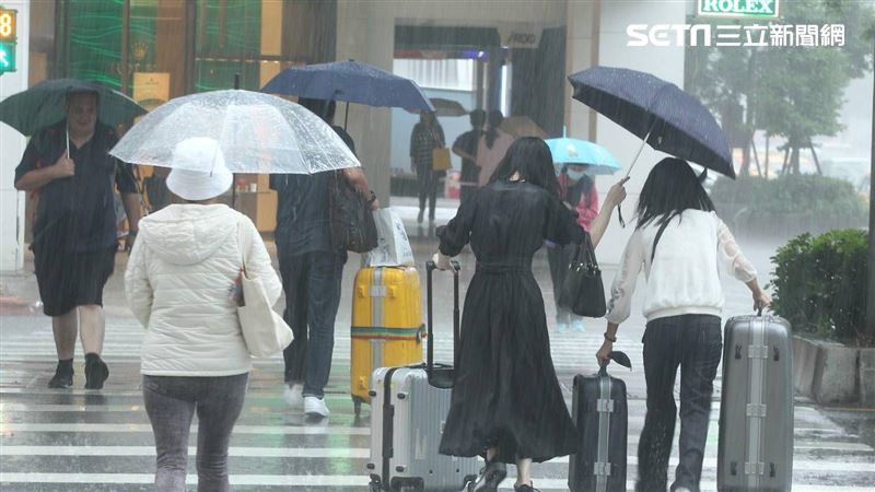 台灣新聞通訊社-康芮颱風走了「雨還沒走」最新天氣狀態曝：桃園以北記得帶傘出門