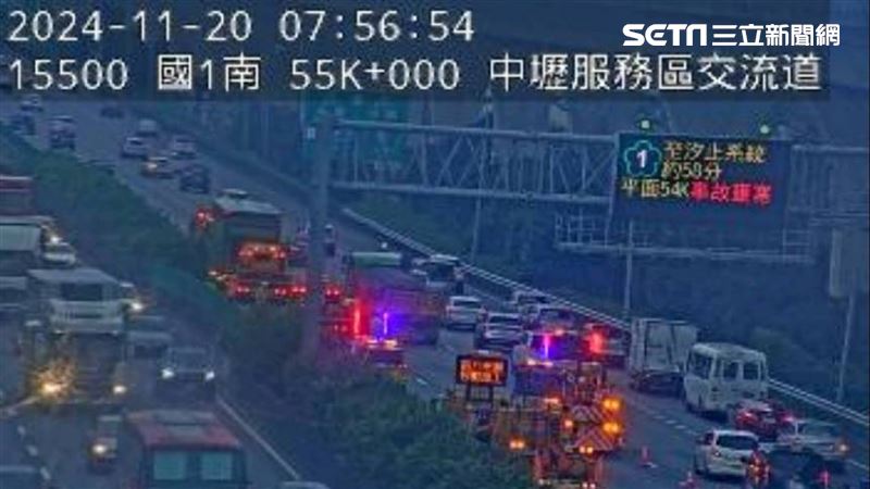 台灣新聞通訊社-快訊／國道1號中壢段6車追撞占2車道　車流回堵10公里