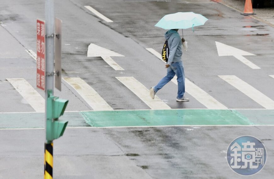 台灣新聞通訊社-北台灣連日陰雨「要蓋被子了」　鄭明典曬一圖曝原因