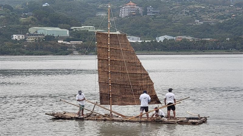 台灣新聞通訊社-搶救地方海洋文化　新北淡水河重現竹筏帆船身影