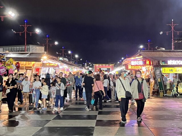 台灣新聞通訊社-慶12強奪冠！花蓮東大門夜市連3天8折 傳統市場發加倍券