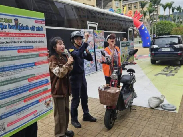 台灣新聞通訊社-微電車違規本月30起取締 台中通過自治條例違規拖吊