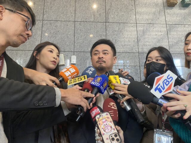 台灣新聞通訊社-勞動部要廢1評比 洪申翰：又不是小學生、向行政院爭取人力