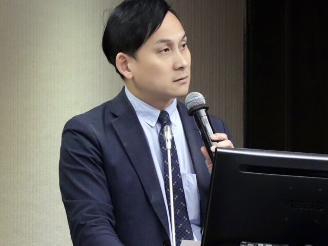 台灣新聞通訊社-提案修法挨批弱化國防 葉元之：證明民進黨要學生上戰場