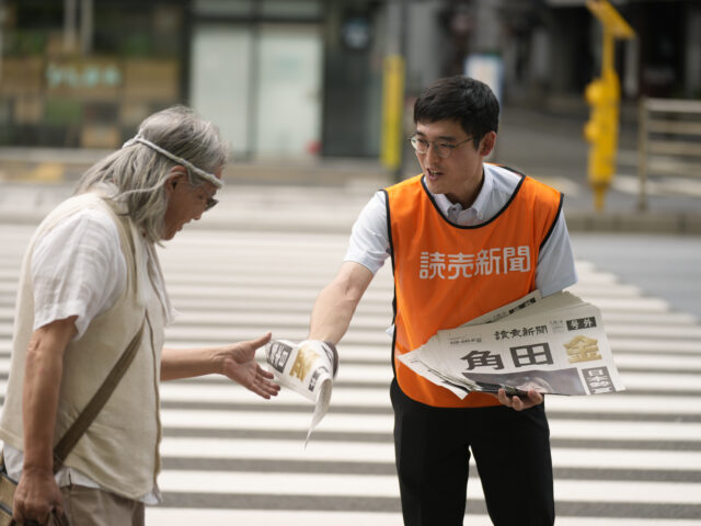 台灣新聞通訊社-陸女掉進溫泉雙腿皮2秒被燙掉！水池維修未標示 店家反怪她不小心