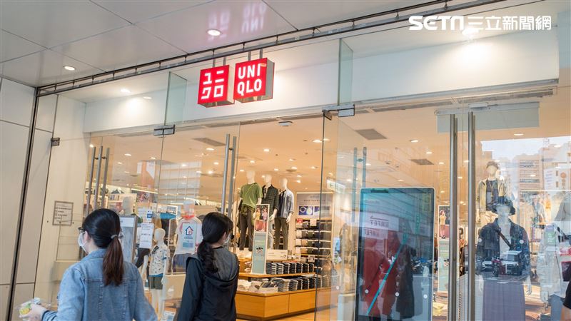 台灣新聞通訊社-超划算！妹子神用「1招｣買UNIQLO發熱衣省200元　還送免費水壺