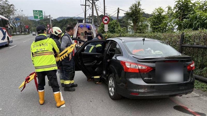 台灣新聞通訊社-快訊／疑氣溫驟降奪命　新北男子開車猝死在駕駛座上