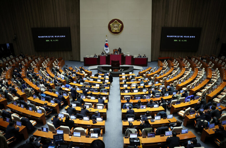 台灣新聞通訊社-南韓戒嚴風波險釀民主重大危機 日媒分析誰先搶占國會成關鍵