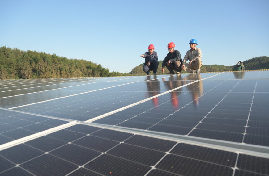 台灣新聞通訊社-陸出口非洲光電模組激增　10月年增率達165%