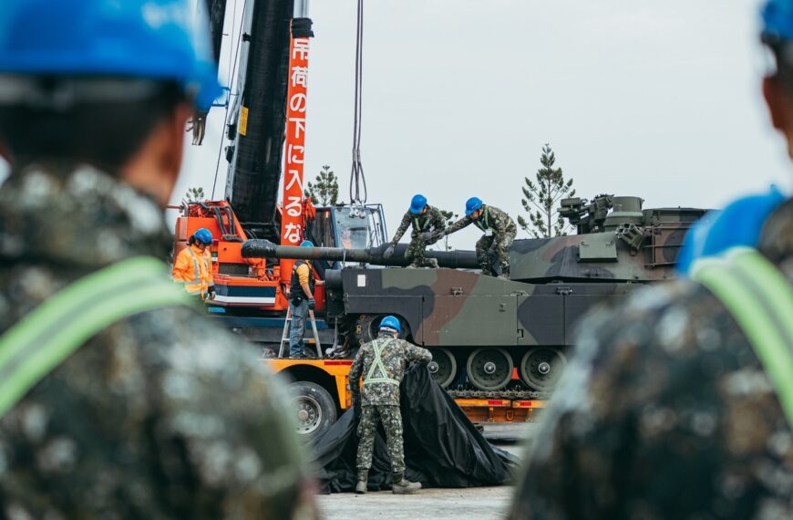 台灣新聞通訊社-台美點交首批M1A2T戰車 114年2月啟動換裝訓練