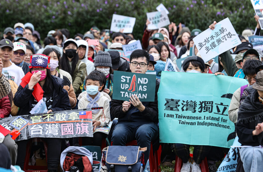 台灣新聞通訊社-黑熊學院被爆用陸製無人機 徐巧芯酸：麻煩堅持抗中