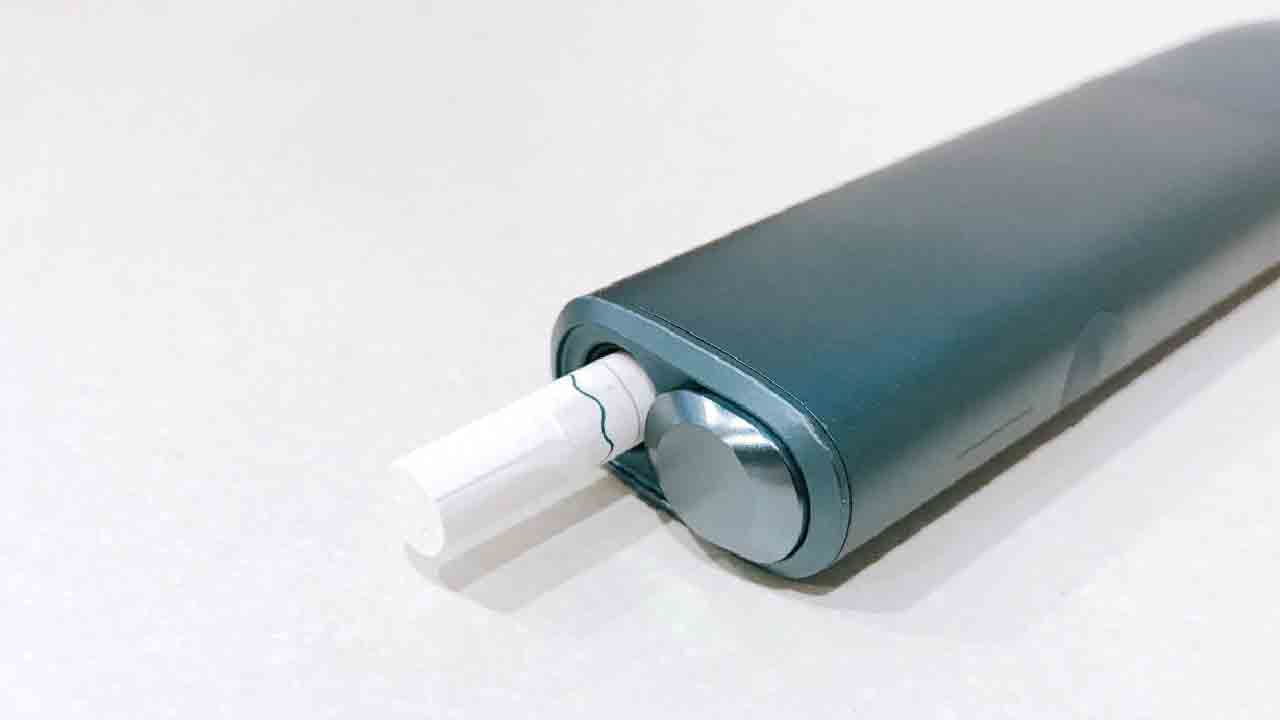 台灣新聞通訊社-審查卡關無解？台灣加熱菸政策陷黑箱質疑 專家籲比照國際標準、回歸科學本位