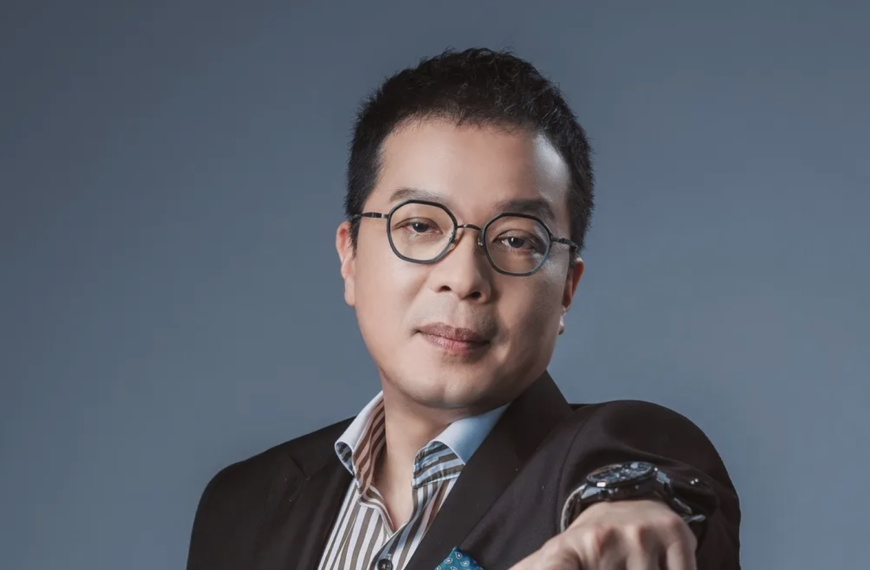 台灣新聞通訊社-加熱菸上市不到一天遭下架 鍾年晃批「抽加熱菸的是賤民嗎?」