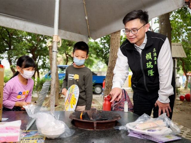 台灣新聞通訊社-一天掃三菜市場勤走基層傾聽民意　賴瑞隆：爭取最大支持