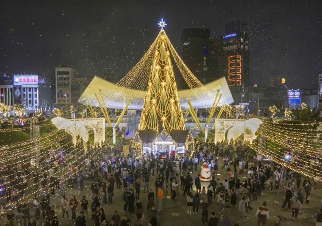 台灣新聞通訊社-快點記起來！2025高雄聖誕生活節就在中央公園　首波金曲卡司名單公布