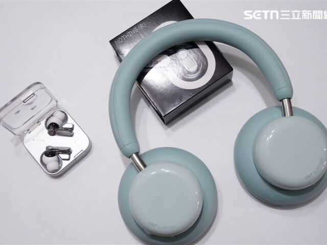 台灣新聞通訊社-簡單開／Nothing雙耳機 Ear (3)音質超純淨、CMF Headphone Pro個性十足