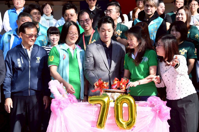 台灣新聞通訊社-北市鮮奶週報對象擴大 蔣萬安:預計115年納國中生