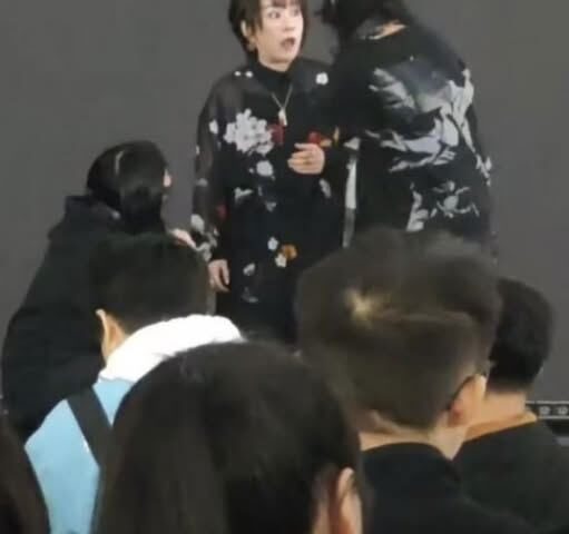 台灣新聞通訊社-中日交惡！《海賊王》歌手上海演唱突遭拉走　多位日藝人演出遭取消