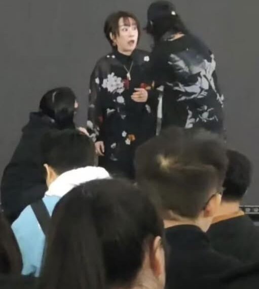 台灣新聞通訊社-中日交惡！《海賊王》歌手上海演唱突遭拉走　多位日藝人演出遭取消