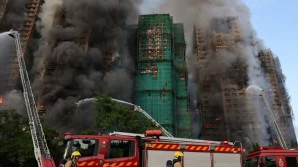 台灣新聞通訊社-宏福苑大火128死逮8人!最新調查結果出爐 罪魁禍首是「這物品」