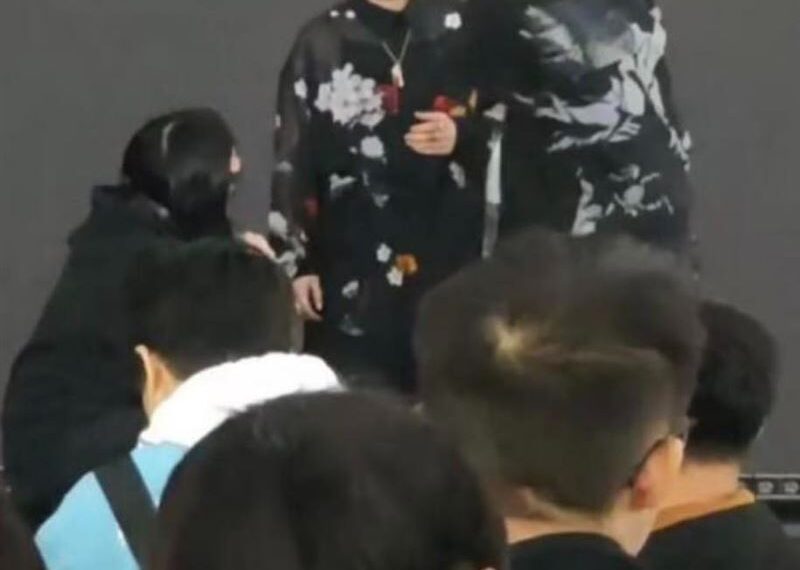 台灣新聞通訊社-日歌手上海遭趕下台！律師問1事：信跟中國簽和平協議會遵守？傻了嗎？