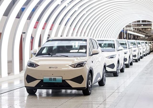 台灣新聞通訊社-電動車戰國時代失控？中國車廠爆「賣一台賠一台」