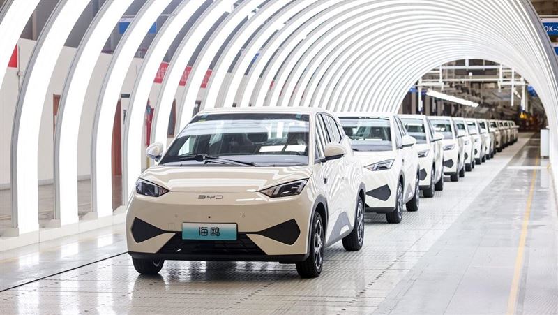 台灣新聞通訊社-電動車戰國時代失控？中國車廠爆「賣一台賠一台」