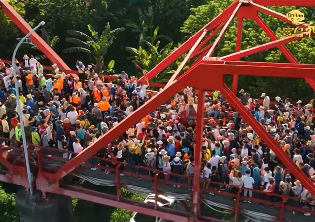 台灣新聞通訊社-大甲媽遶境「此路不通」！72年西螺大橋封閉整修1年…信眾：潦溪渡河