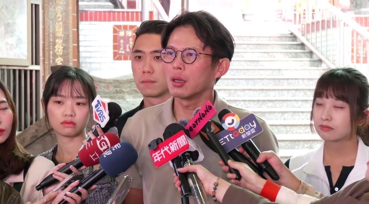 台灣新聞通訊社-蛤!民進黨提案「放2天選舉假」 黃國昌:最大目的要阻礙年輕人投票