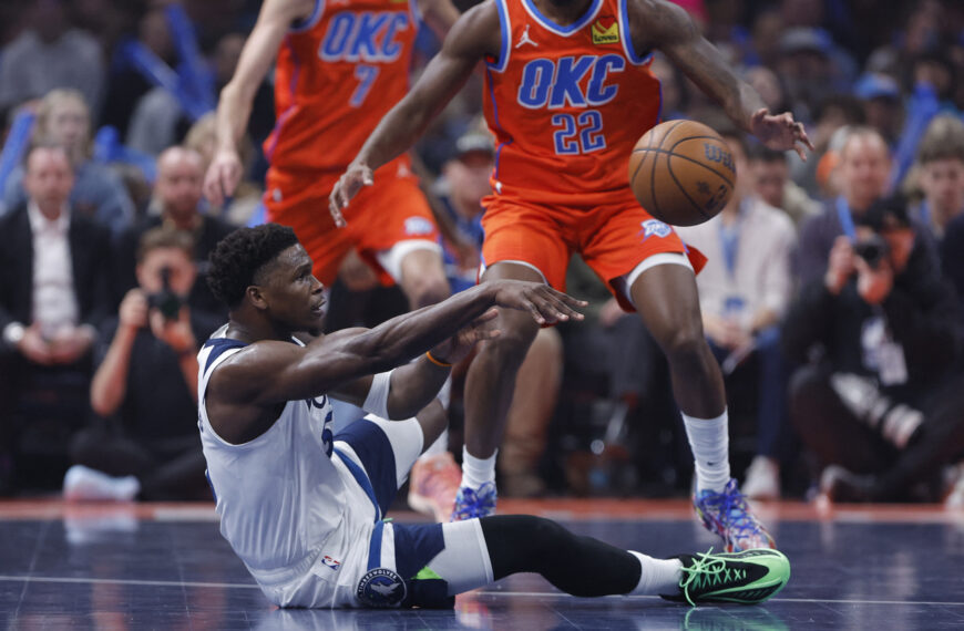 台灣新聞通訊社-NBA/灰狼陷無控衛困境 愛德華轉換「發動機」角色吐心聲