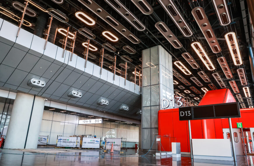 台灣新聞通訊社-獨/桃園機場北登機廊廳時程明朗 拚12月1日開放 首批旅客早上可登機