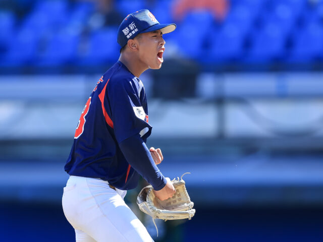 台灣新聞通訊社-黑豹旗／蔡辰瀧好威！7局10K完封高苑 平鎮連三年晉冠軍戰