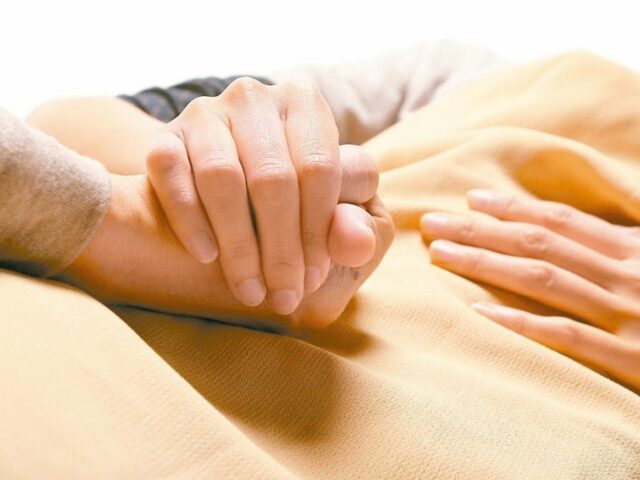 台灣新聞通訊社-遺產不想給兄弟姐妹 民法「特留分」立院要啟動修法了