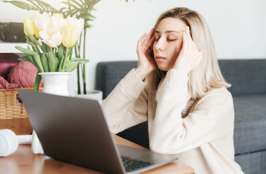 台灣新聞通訊社-菜鳥入職第一天遭吐槽「沒社會化」 老鳥搖頭：是在下馬威