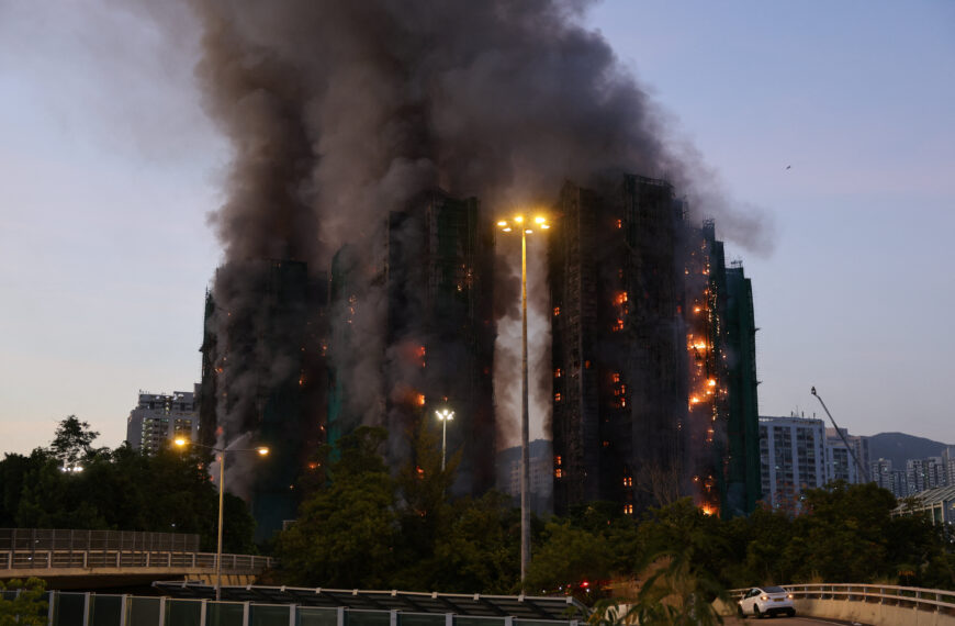 台灣新聞通訊社-香港大火奪逾百條人命 大陸下令排查高層建築隱患、禁用竹架工藝