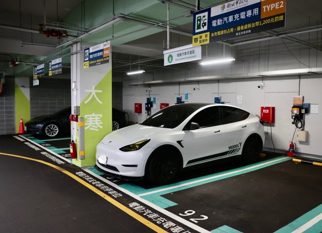 台灣新聞通訊社-地方財政吃緊…電動車免牌照稅再延5年 新北挺政策「但要中央補稅損」