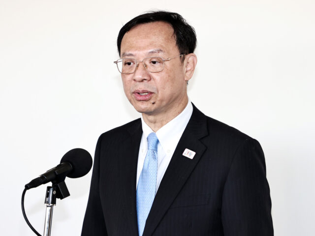 台灣新聞通訊社-專訪衛福部長／石崇良談醫院評鑑改革 高風險醫美診所也應評鑑